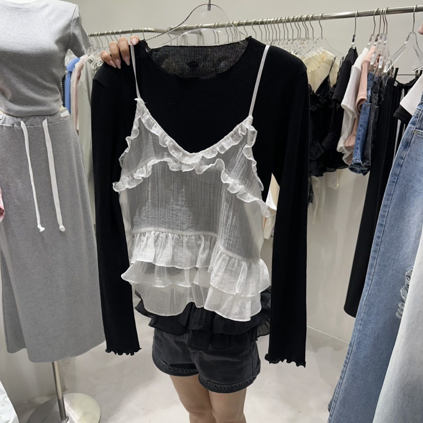 260319-0089 服裝服飾批發(fā) 行業(yè)趨勢、挑戰(zhàn)與機(jī)遇